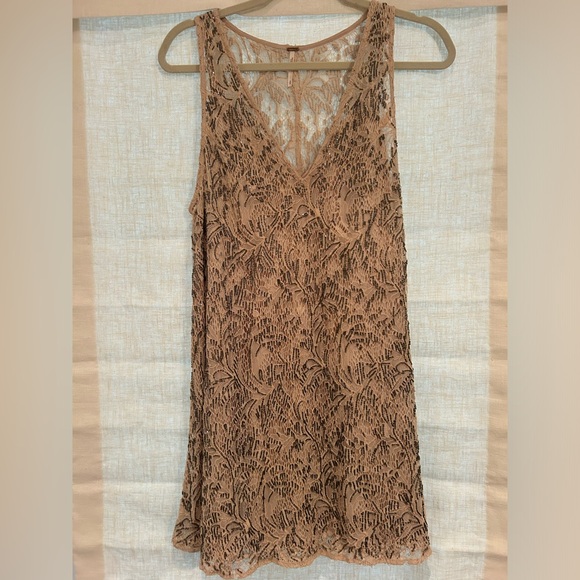 Free People / Shine On Bead Lace Mini Dress - Picture 3 of 6